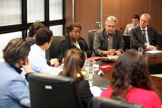 A secretária de Estado de Educação, Macaé Evaristo, destacou a importância em envolver as comunidades na construção das políticas educacionais.Marcelo Sant’Anna/Imprensa MG 