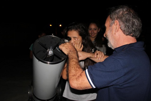 A atividade foi resultado de uma parceria entre a escola e o Centro de Estudos Astronômicos de Minas Gerais (Ceamig). Foto: Zirlene Lemos ACS/SEE