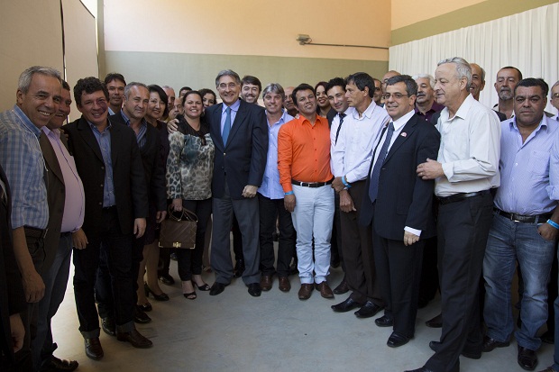 Pimentel destacou também a “nova atitude” do governo, baseada na participação popular. Crédito: Marcelo Sant’Anna/Imprensa MG