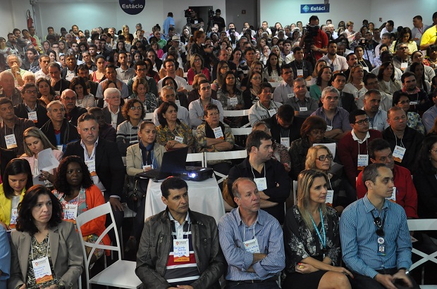 Centenas de pessoas participaram da segunda etapa do fórum de Juiz de Fora. Foto: Philippe Hipólito/Segov