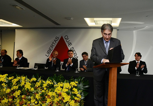 Na área da educação, serão retomadas 13 intervenções em 10 municípios mineiros, entre elas a reforma e a ampliação do Estadual Central, em Belo Horizonte. Foto: Manoel Marques/Imprensa MG