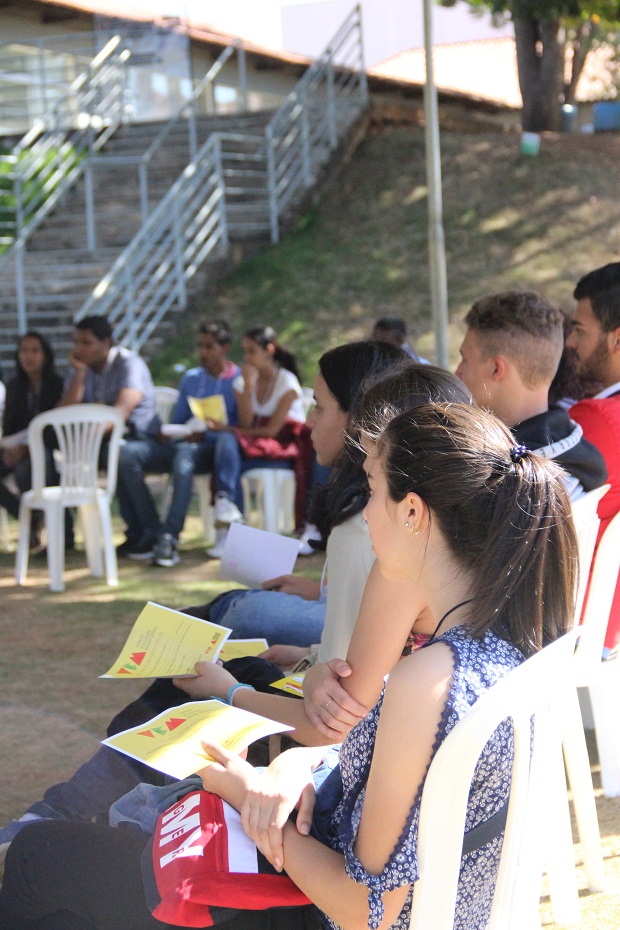 Alunos de Belo Horizonte e de outras cidades do Território Metropolitano participaram da primeira Roda de Conversa. Foto: Geanine Nogueira ACS/SEE