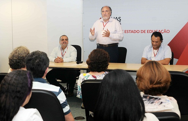 O secretário adjunto de Educação, Carlão Pereira, destacou a responsabilidade da Comissão de Ética. Foto: Osvaldo Afonso/Imprensa MG