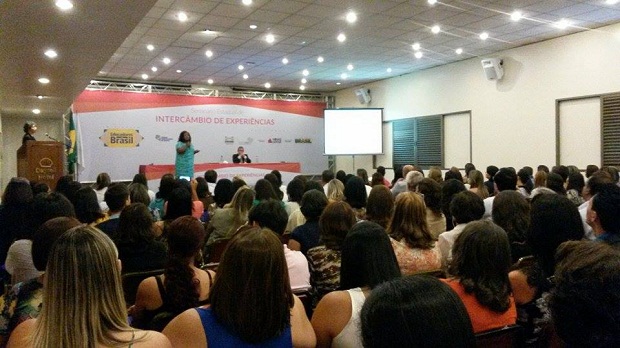 Secretaria MAcaé Evaristo ministrou a palestra 