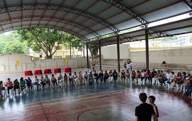 Professores também tiveram a oportunidade de se reunirem para levantar propostas para a construção de uma escola mais participativa. Foto: Elian Oliveira ACS/SEE