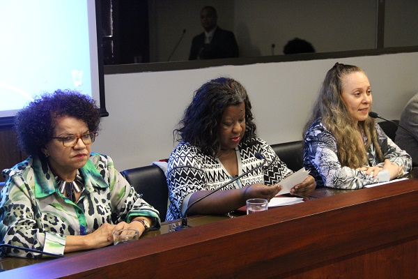 A secretária Macaé Evaristo discorreu sobre as práticas políticas de exclusão na história do Brasil. Foto: Elian Oliveira/ACS-SEE