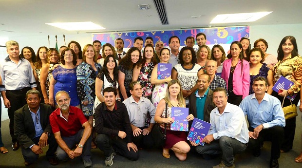 Educadores também foram homenageados. Foto: Marcelo Sant Anna/ Imprensa MG