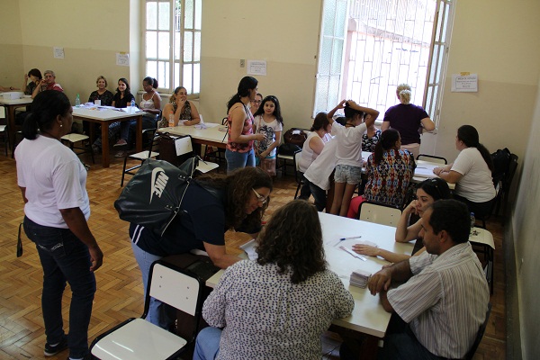 Servidores, alunos e comunidade se mobilizaram para escolher diretores e vices das escolas estaduais. Foto: Elian Oliveira/ACS-SEE