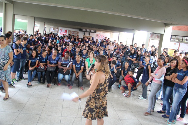 Escola teve alunos e funcionários vítimas da dengue mobilizou comunidade. Foto: Elian Oliveira/ACS-SEE