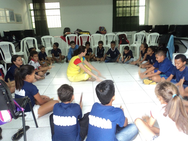 Roda de conversa para esclarecer sobre combate e prevenção. Foto: Arquivo da Escola