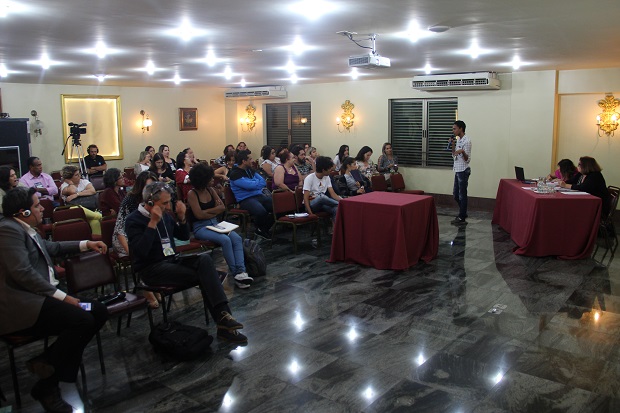 A tarde os participantes se dividiram em 7 grupos. Foto Geanine Nogueira/ACS-SEE
