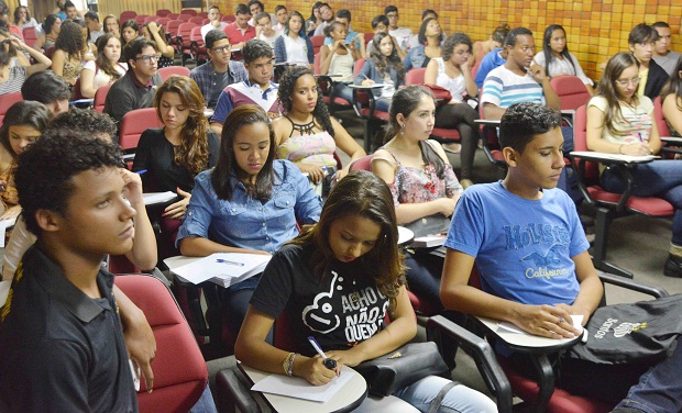 A reunião foi coordenada pela equipe da Diretoria de Juventude da Secretaria de Estado de Educação. Foto: Carlos Alberto - Imprensa/MG
