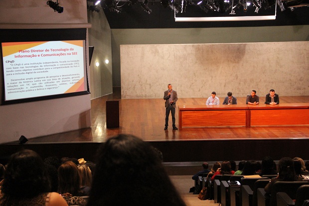 Encontro reuniu diretores de SREs e gestores de NTEs. Foto: Elian Oliveira