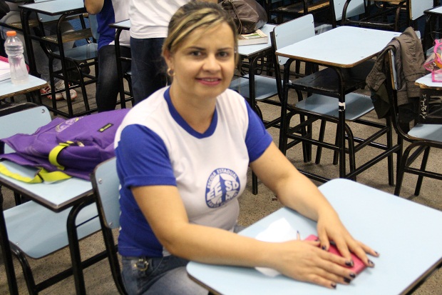 Luci parou de estudar aos 16 anos. Foto: Elian Oliveira/ACS-SEE