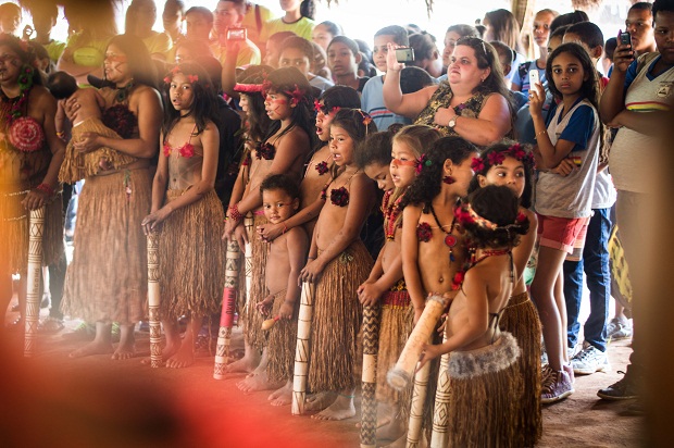 Festa é tradicional na cultura Pataxó. Foto: Edgar Corrêa Kanaykõ (Ritual das Águas Pataxó 2015) 