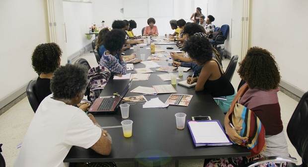 Roda de Conversa contou com a participação de estudantes e egressos. Foto: Geanine Nogueira/ ACS SEE