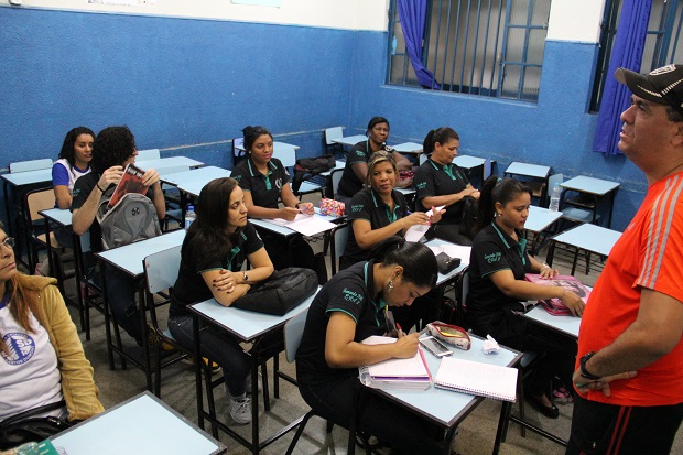 Mudanças no Ensino Médio noturno promoveu a abertura de novas turmas da EJA. Foto: Elian Oliveira/ACS-SEE