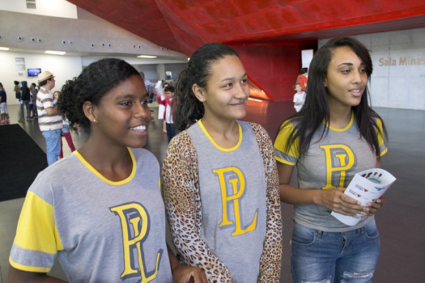 As três colegas de turma ficaram 