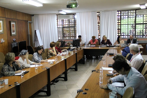 A nota emitida pelo Fórum Estadual de Educação,  expressa a preocupação dos “impactos negativos da PEC 241 para a garantia do direito humano à educação”. Foto: Elian Oliveira/ACS-SEE