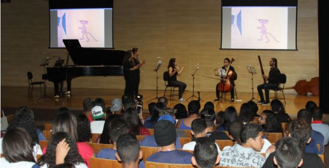 Alunos de escolas estaduais assistiram ao concerto dos músicos da UEMG. Foto: Arquivo da UEMG