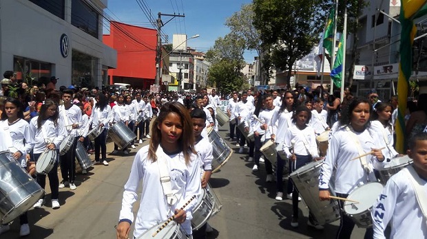 A fanfarra fez sua primeira apresentação no desfile da Independência. Foto: Arquivo da Escola