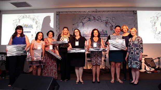 A professora de Língua Portuguesa da Escola Estadual Dona Indá, em Alpinópolis, Rosa Maria Mendes de Lima, está entre os escolhidos na categoria “Relato de Experiências”. Foto: Divulgação Olímpiada de Língua Portuguesa 