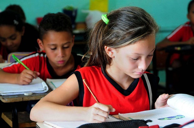 Ano escolar começa hoje e o ano letivo na próxima segunda-feira. Foto: Omar Freire/Imprensa MG