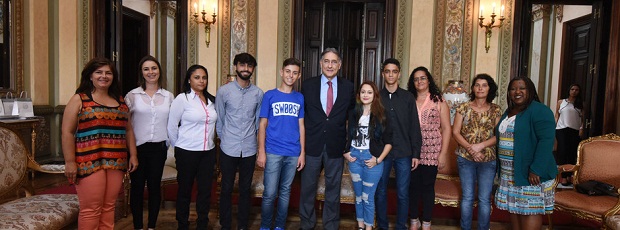 Estudantes conseguiram alcançar mais de 940 pontos na prova de redação. Manoel Marques/Imprensa MG