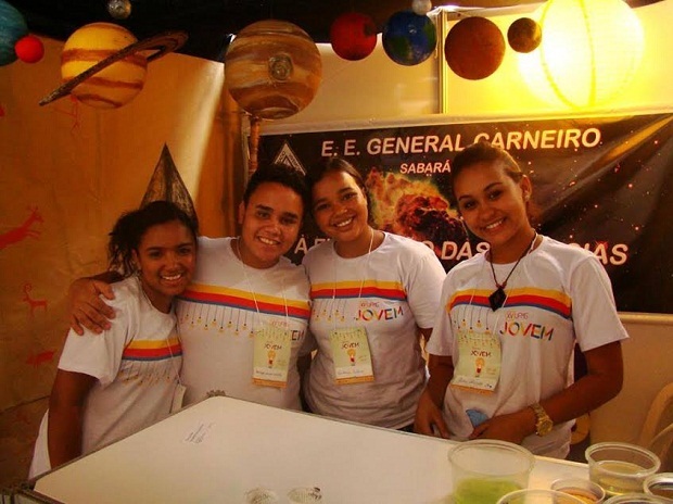 Estudantes de Sabará participam da Feira de Ciências UFMG Jovem. Foto: William Campos Viegas.