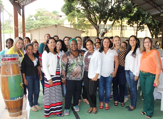 Macaé Evaristo participou de encontro na EE Tristão da Cunham, com diretores e representantes do colegiado das escolas estaduais de Teófilo Otoni. Foto: William Viegas (ACS/SEEMG)