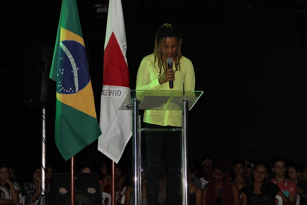 Gal do Vale, diretora do Programa Valores de Minas, abre comemoração de 1 ano do CICALT. Foto: William Campos Viegas.