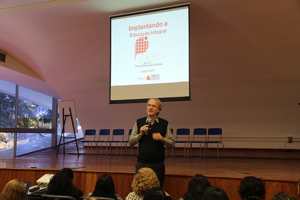 Wieland Silberschneider apresenta política de Educação Integral e Integrada da SEE. Foto: William Campos Viegas (ACS/SEEMG).