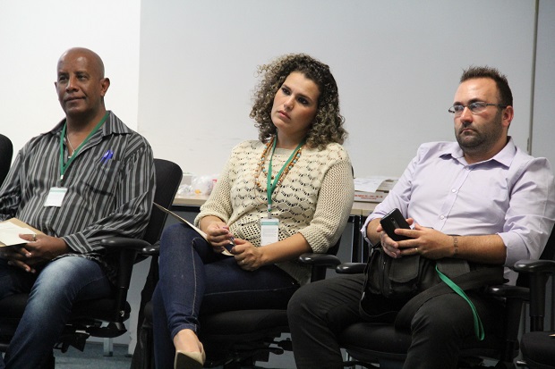 A Pedagoga Renata Maia considerou muito positiva a roda de conversa. Foto: Elian Oliveira/ACS-SEE