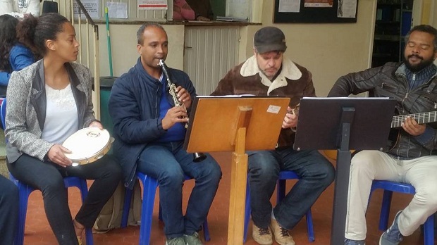 Dos 1600 alunos do Conservatório Estadual de Música do município de São João Del Rei, cerca de 300 são de violão. Foto: Divulgação  