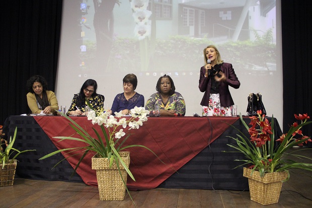 Anunciada durante encontro com SREs, Conferência Estadual de Educação acontecerá no primeiro semestre de 2018. Foto: Elian Oliveira/ACS-SEE