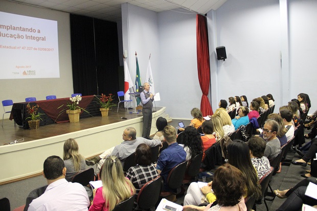 Secretário adjunto falou sobre implementação da Educação Integral e Integrada em Minas. Foto: Elian Oliveira/ACS-SEE