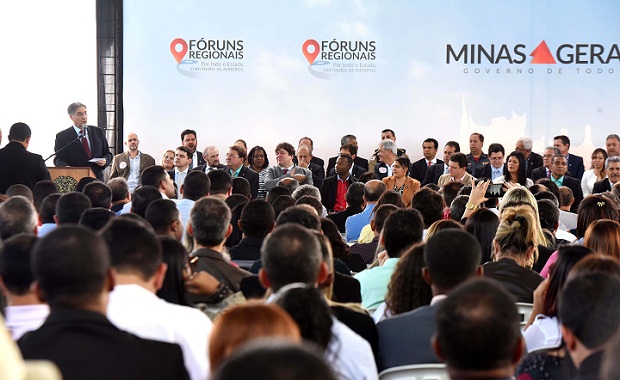 O governador destacou a importância dos Fóruns Regionais como instrumento de gestão pública e participação popular. Foto: Manoel Marques/Imprensa MG