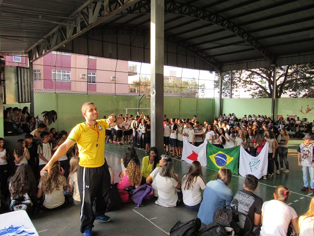 No dia do Estudante foi aberto o torneio interclasses da escola. Foto: Elian Oliveira/ACS-SEE