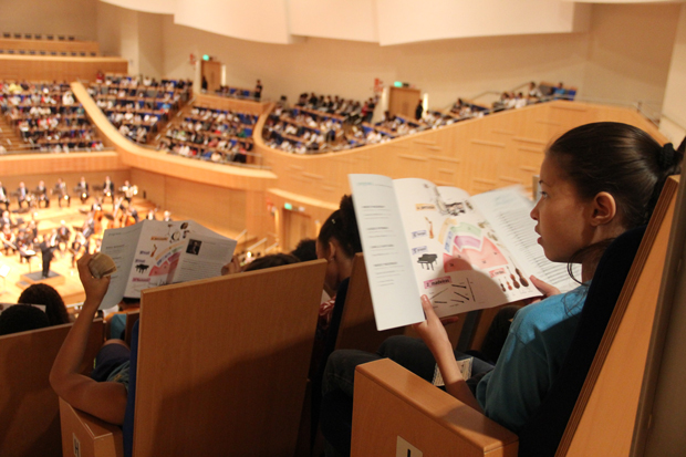 Estudantes escutaram atentamente as informações sobre música. Foto: Eric Abreu (ACS/SEEMG)