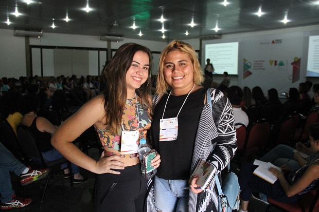 A cobertura do evento ficou por conta da equipe de rádio da Escola Estadual Caminhos à Luz. Foto: Elian Oliveira