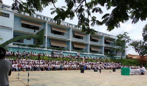 A Escola Estadual João Lourenço, do município de Areado, foi selecionada para representar o Estado de Minas Gerais no Prêmio como Destaque Estadual e irá concorrer, na próxima etapa, ao título de Destaque Regional. Foto: Divulgação/Facebook