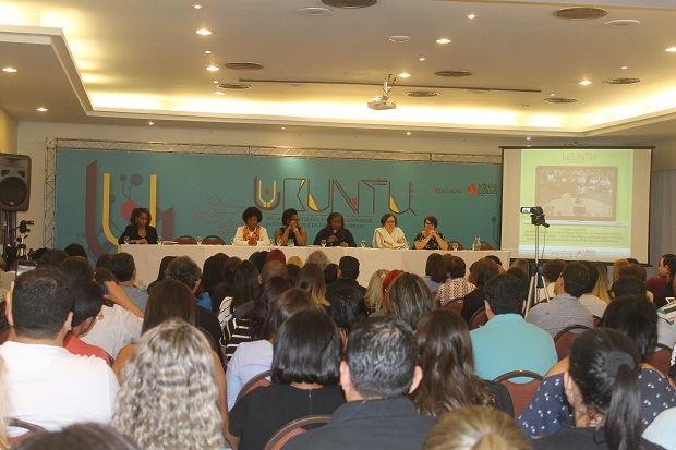 Mais de 120 educadores participam da formação. Foto: Geanine Nogueira ACS/SEE