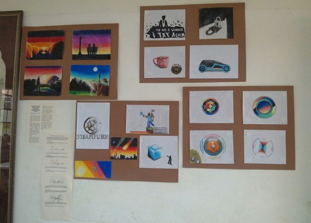 Os trabalho de Levi ficam expostos na biblioteca e fazem parte do Projeto Leitura. Foto: Arquivo Escola