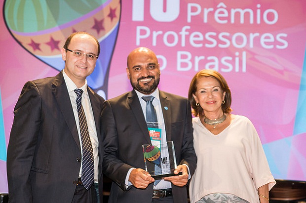 Vencedor na categoria Ensino Fundamental / anos finais sexto ao nono ano, Adalgisio Gonçalves Soares é professor de Matemática na Escola Estadual Presidente Costa e Silva, no município de Minas Novas. Foto: Divulgação MEC