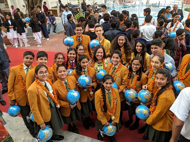 Os pioneiros brasileiros no Confluence foram os estudantes mineiros Ranya Gabrielle Costa, Víttor Gabriel de Oliveira e Fabiana Targino, da E.E. Doutor José Americano Mendes, em Taiobeiras. Foto: Reprodução do site da Rede Poc