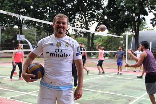 Professor de Educação Física Alex Cota. Foto: Franciele Xavier ACS/SEE