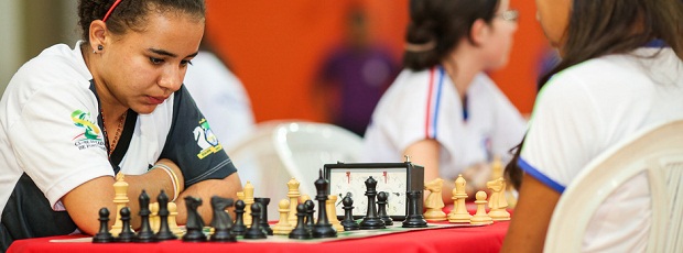 O xadrez é uma das modalidades do Jemg 2018. Foto: Tiago Ciccarini/Feemg
