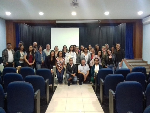 Treinamento está acontecendo em polos. Além de Monte Carmelo, já foi realizada capacitação em Ubá. Nos próximos dias a reunião será no polo Diamantina e Divinópolis. Foto: Divulgação SEE