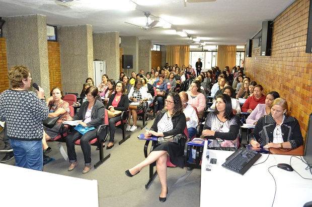 Seminário foi realizado na Escola de Formação. Foto: Enzo 