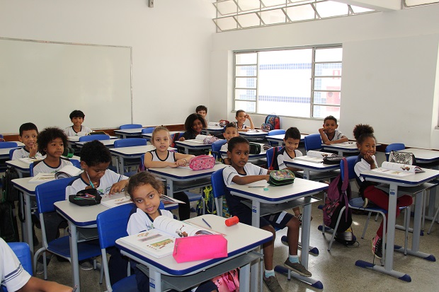 Alunos em sala de aula na escola. (Crédito: Franciele Xavier)
